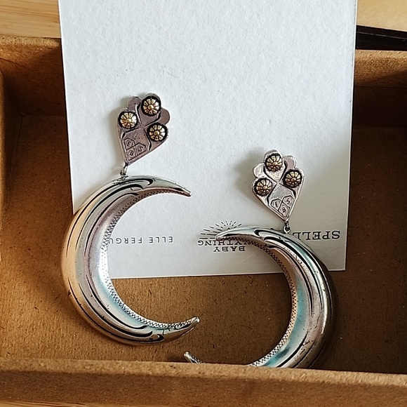 Spell Luna Earrings RARE NIB - Picture 2 of 4